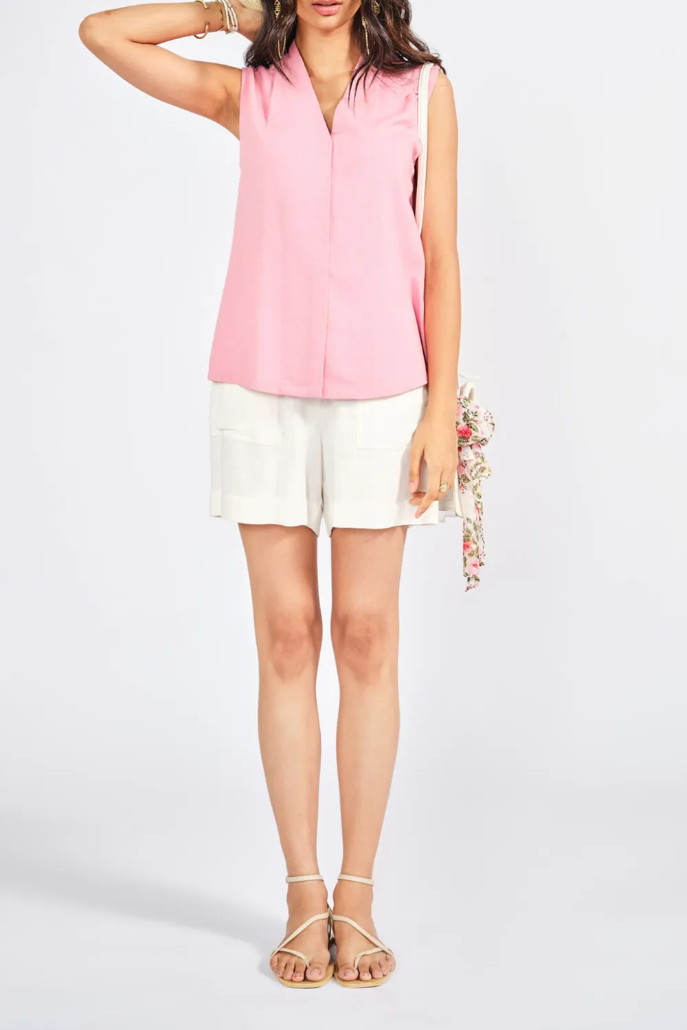 V-Neck The Poppy Pink  Top