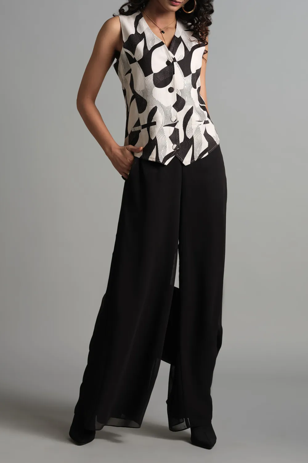 V-Neck The Black Waistcoat