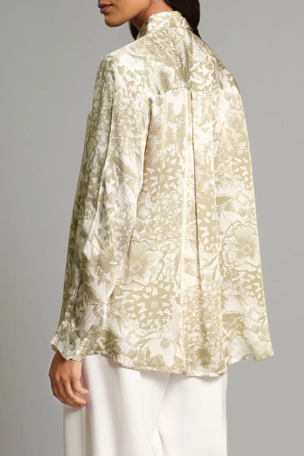 Art Graphic Casual Style Green Shirt