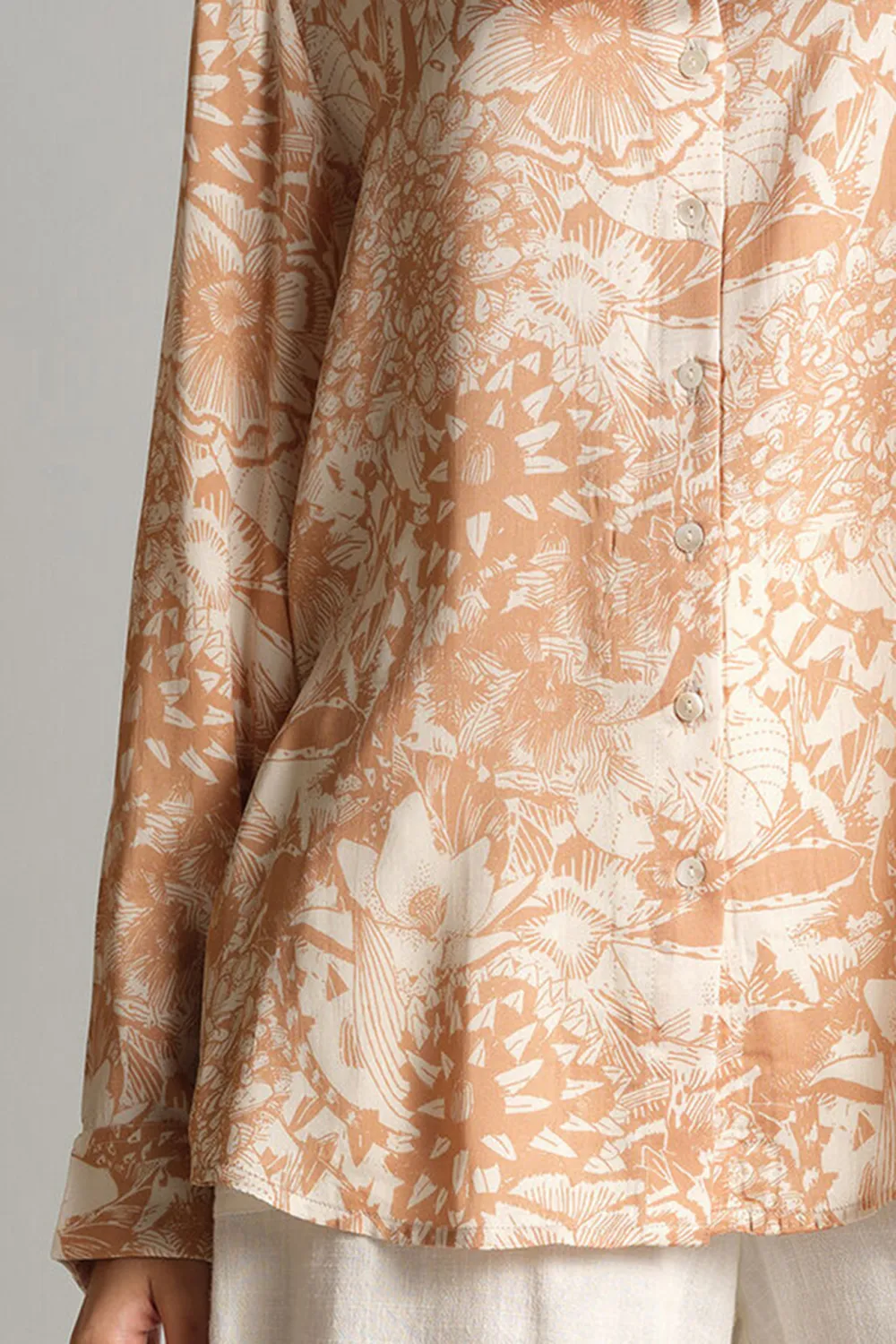 Beige Long Sleeve Casual Style Shirt